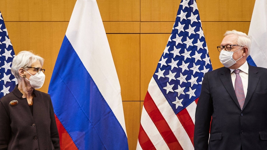 Đàm phán ít tiến triển, Nga – Mỹ tiếp tục đặt ra “lằn ranh đỏ”